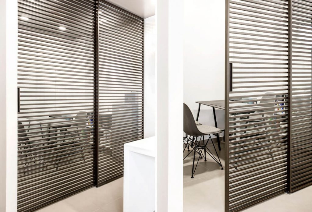 proyecto contract despacho paneles Rimadesio stripe