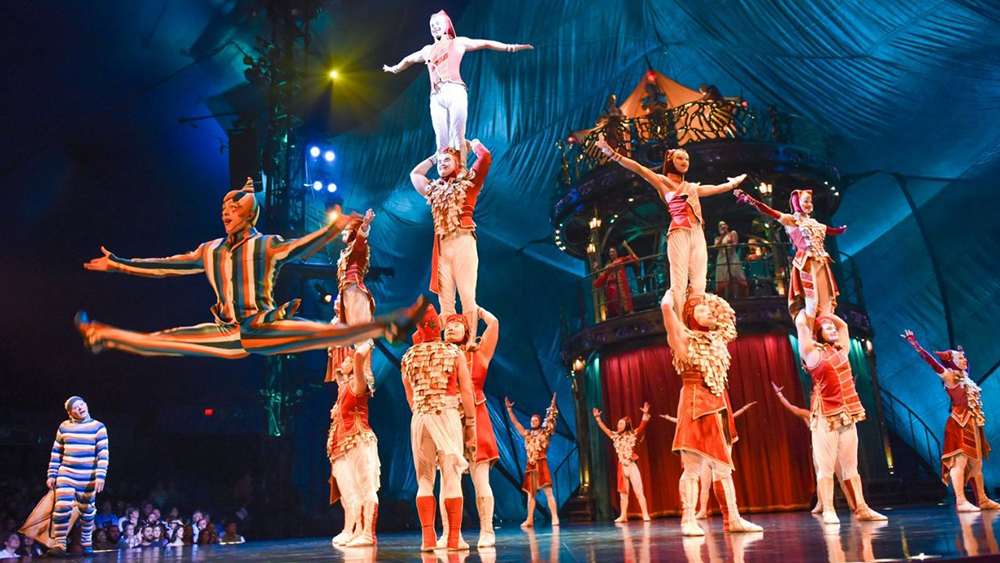 kooza de Cirque du soleil en Madrid carpa