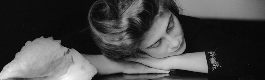 Francesca Woodman Exposición en Fundación Canal "Ser un ángel"