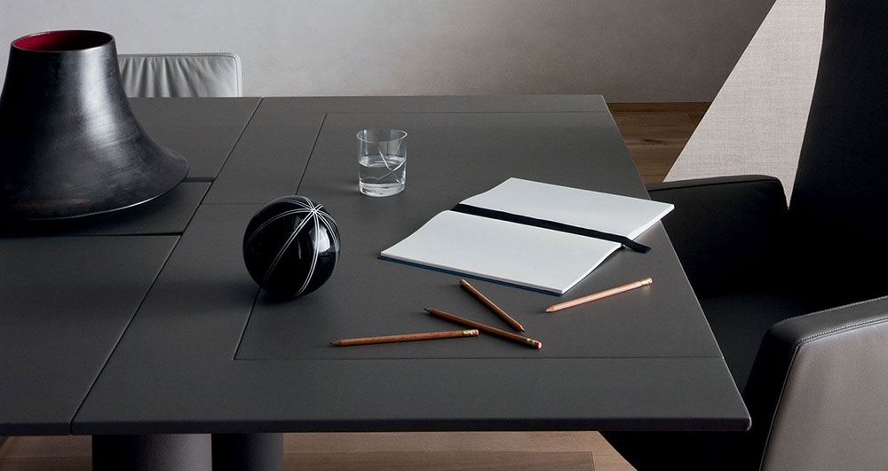 Poltrona Frau mesa CEO Cube Meeting detalle