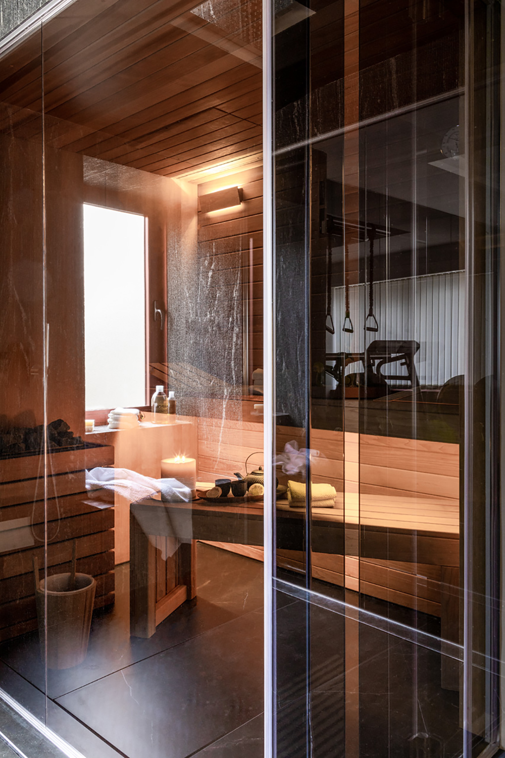Velazquez Wellness paneles Graphis Plus hamman Effegibi