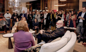 Roberto Lazzeroni en ICONNO Jorge Juan Poltrona Frau Madrid
